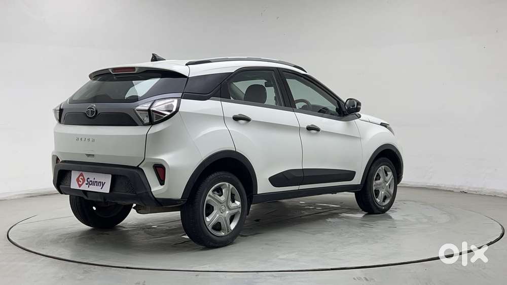 Tata Nexon 1.2 Revotron Xm (s), 2022, Petrol
