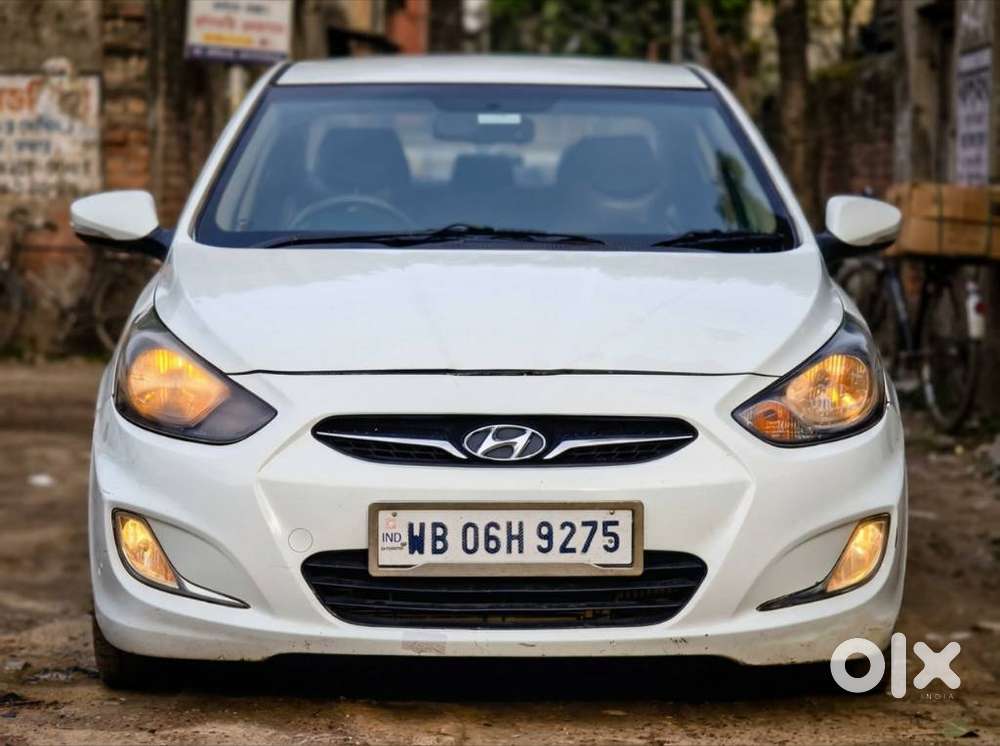 Hyundai Verna Crdi 1.6 Sx, 2012
