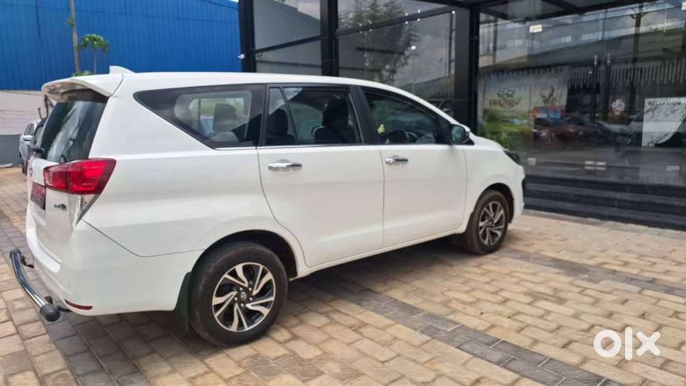 Toyota Innova Crysta 2.4 V 7 Str, 2022, Diesel