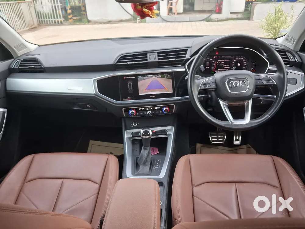 Audi Q3 2023 Premium