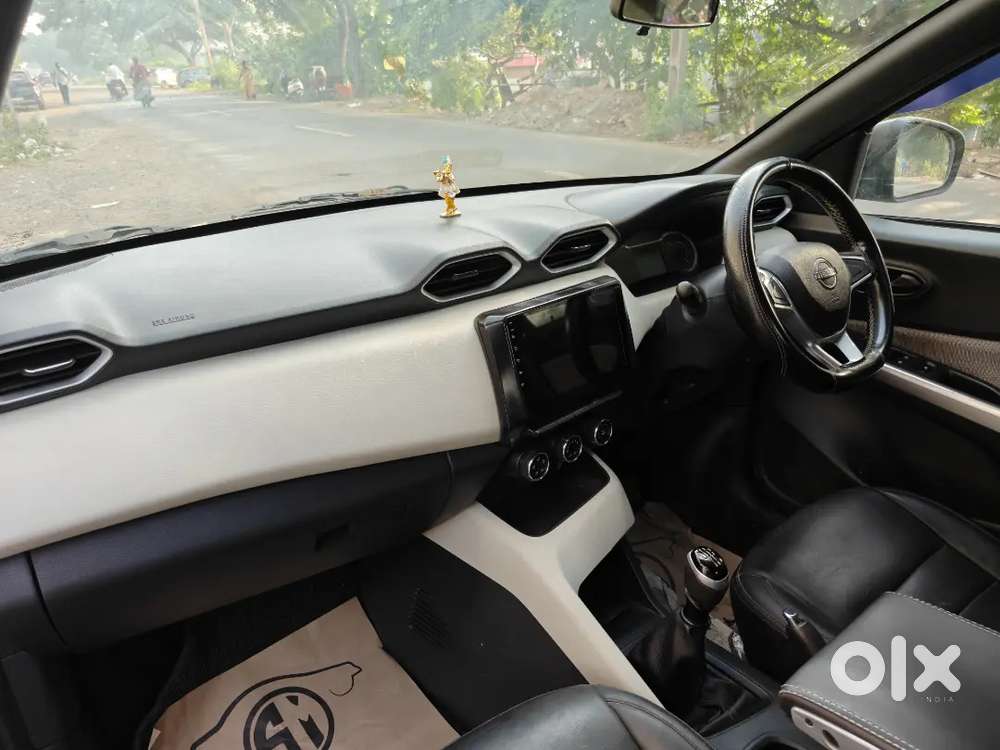 Nissan Magnite 2024 Petrol 57000 Km Driven