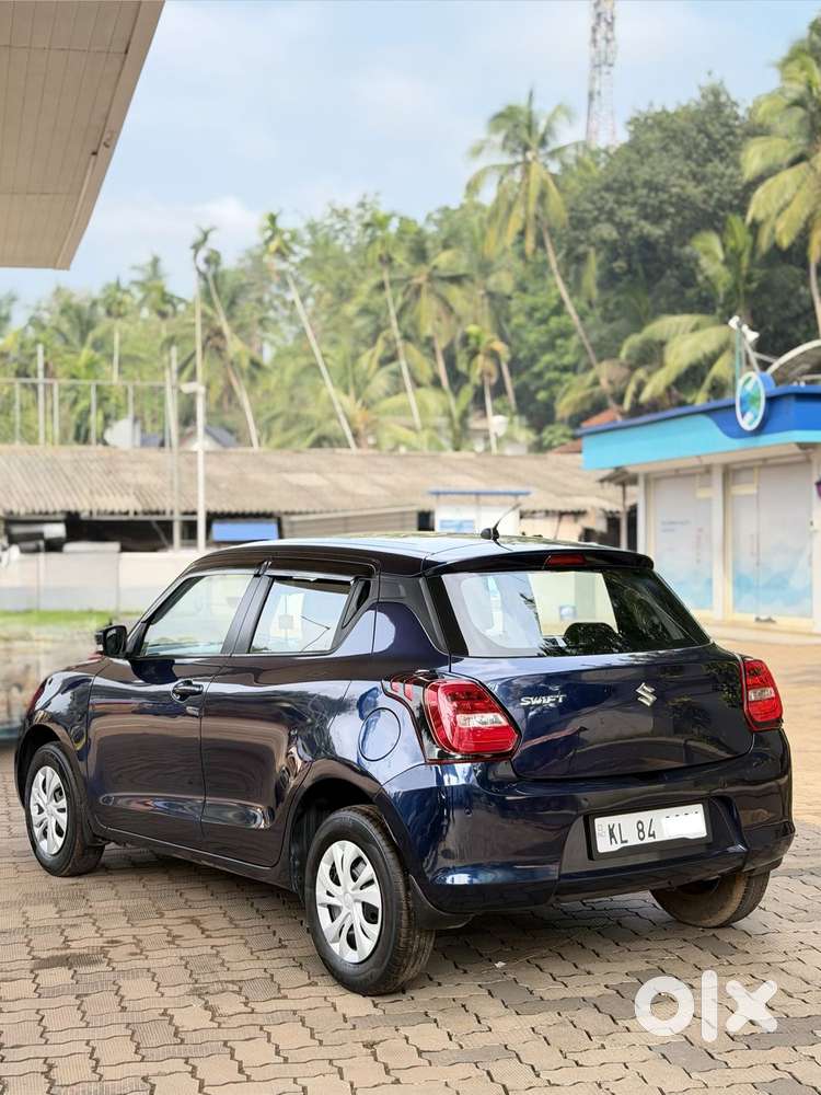 Maruti Suzuki Swift Vxi Optional, 2021, Petrol