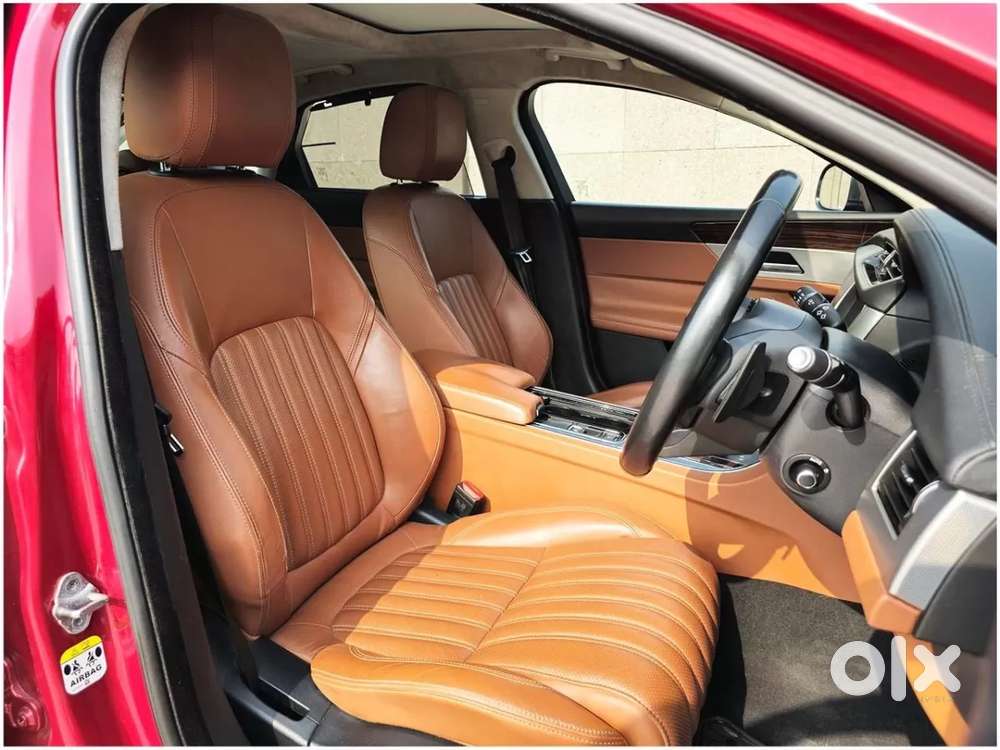 Jaguar Xf, 2018, Petrol