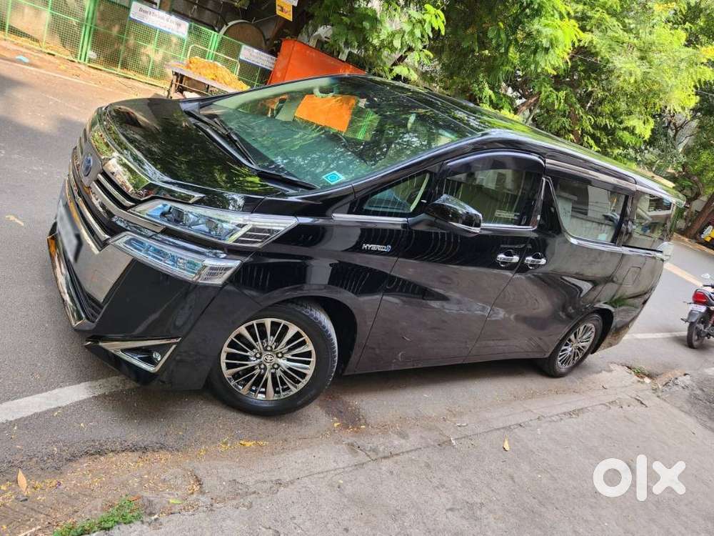 Toyota Vellfire 2.5 Executive Lounge, 2020, Petrol