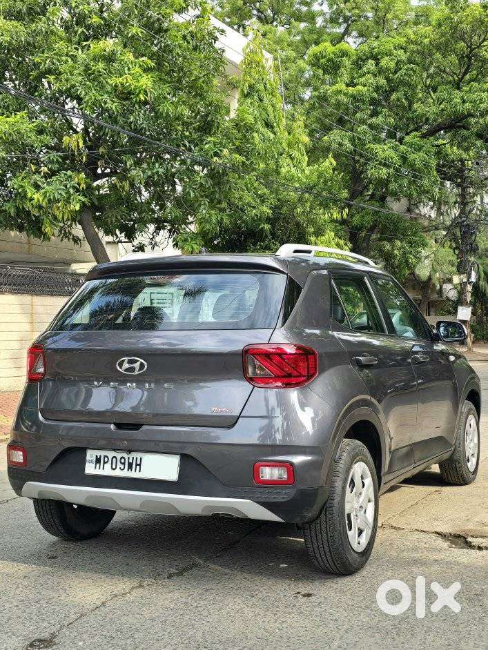 Hyundai Venue S Turbo Dct, 2021, Petrol
