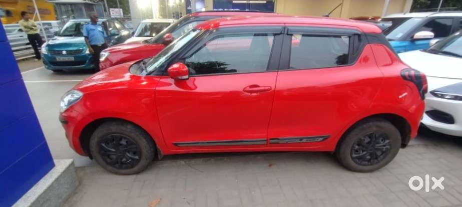 Maruti Suzuki Swift Vvt Vxi, 2022, Petrol