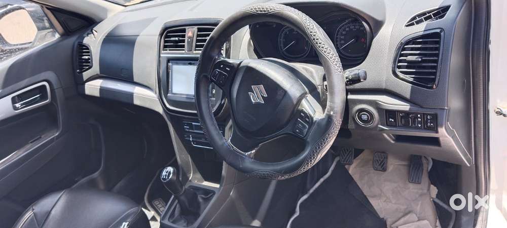 Maruti Suzuki Brezza Zdi+ Dual Tone, 2017, Diesel