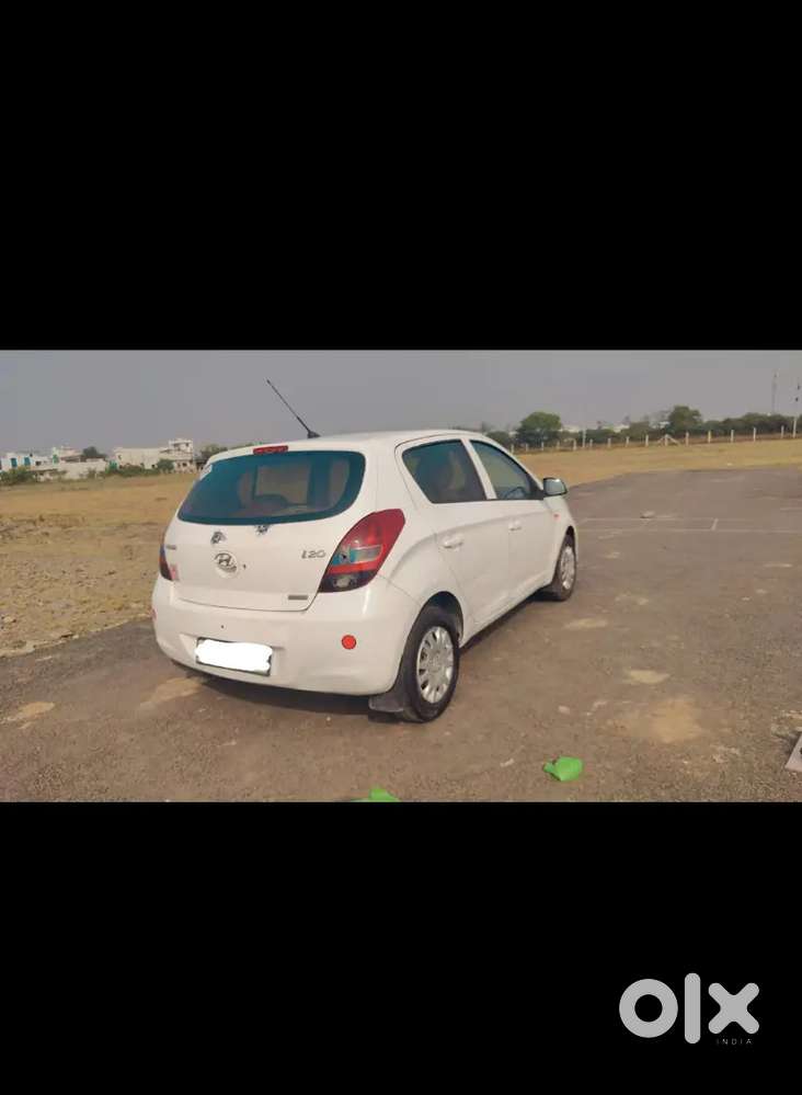 Well Maintained New Tyers Continantal 5 Years Warranty New Battery,,