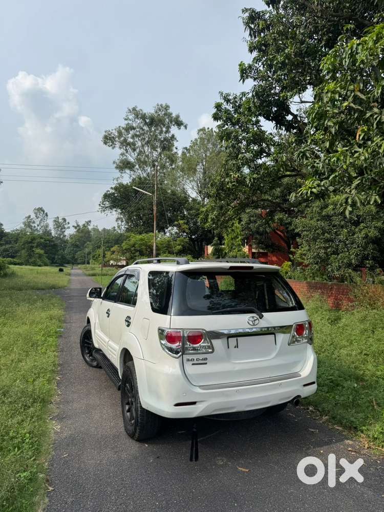 Toyota Fortuner Diesel 2012
