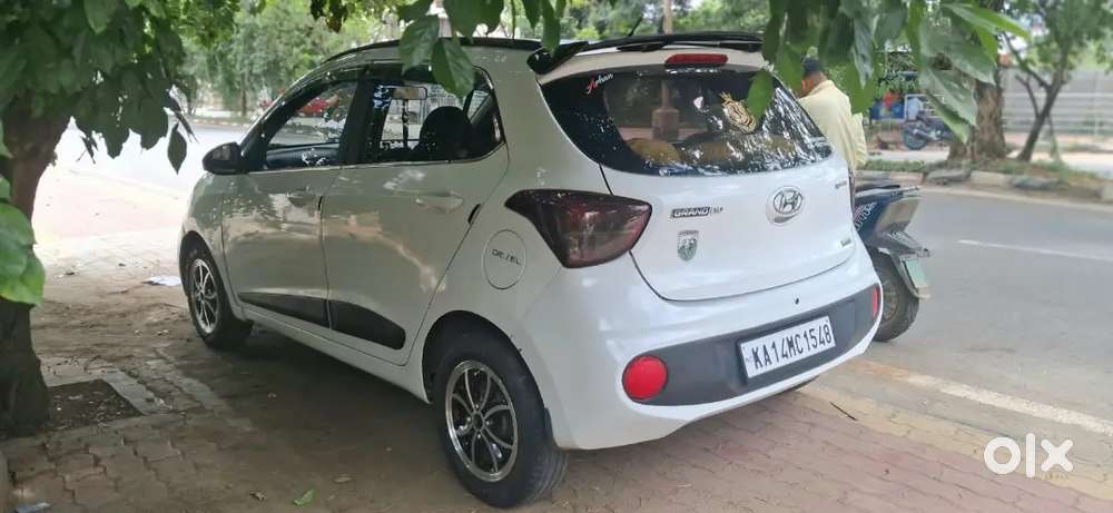 Hyundai Grand I10 Sportz 2015