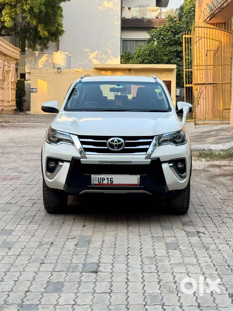 Toyota Fortuner 4x2 At, 2018, Diesel