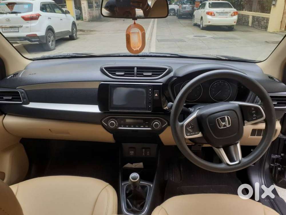 Honda Amaze 2nd Gen Vx, 2022, Petrol