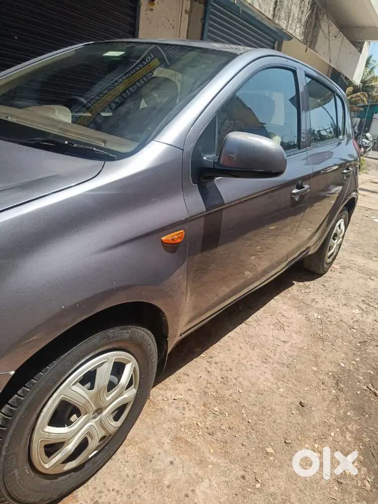 Hyundai I20 2011 Petrol Well Maintained