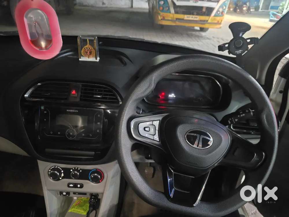 Tata Tiago Revotron Xt 2024