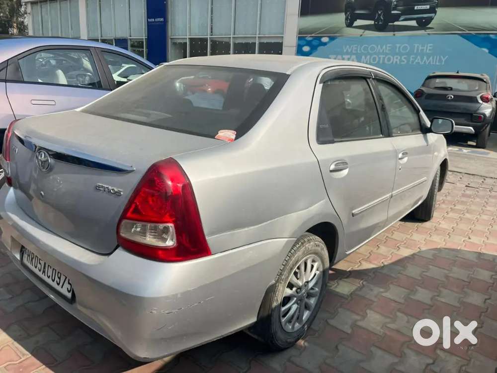 Toyota Etios 1.5 Vx 2011 Car