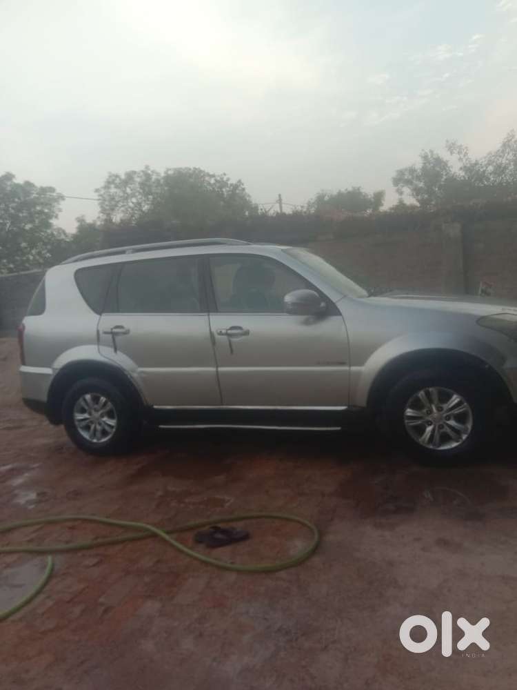 Mahindra Rexton, 2014, Diesel