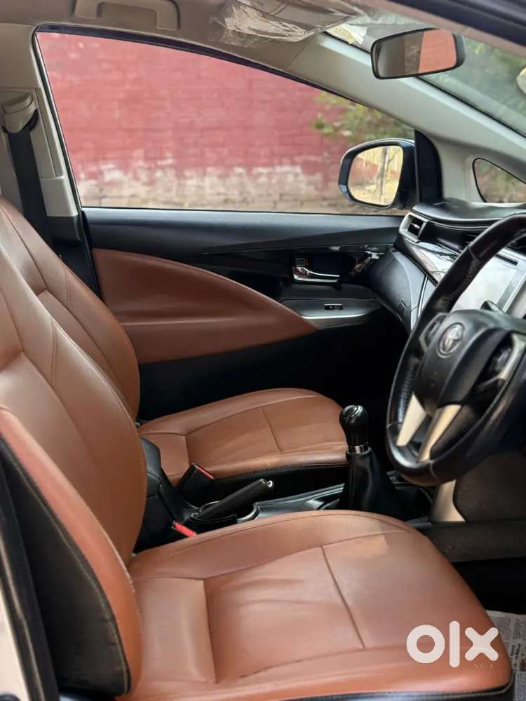 Toyota Innova Crysta 2018