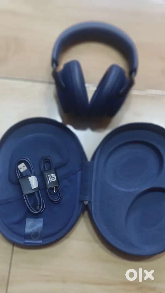 Parsi owned Bose Quiet Comfort Noise cancelling Headphones for Sale