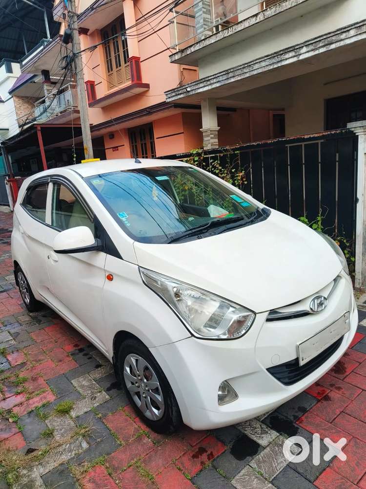 Hyundai Eon 1.0 Magna Plus 2015
