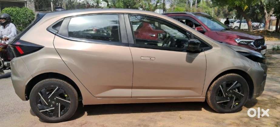 Tata Altroz Creative S, 2025, Diesel