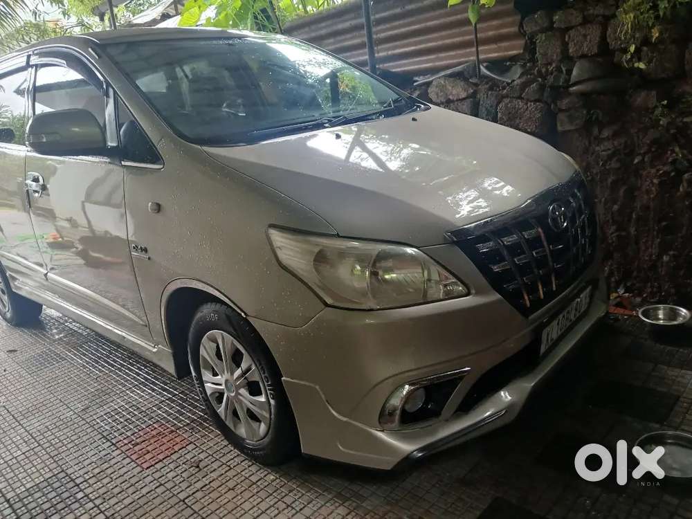 Toyota Innova 2015 Diesel Car