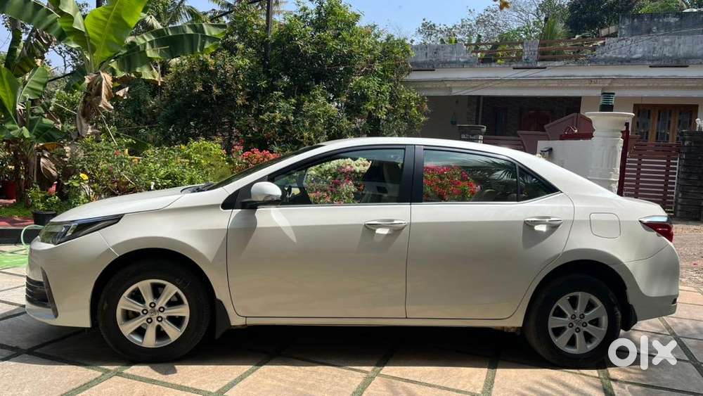 Toyota Corolla Altis 2017 Diesel Well Maintained