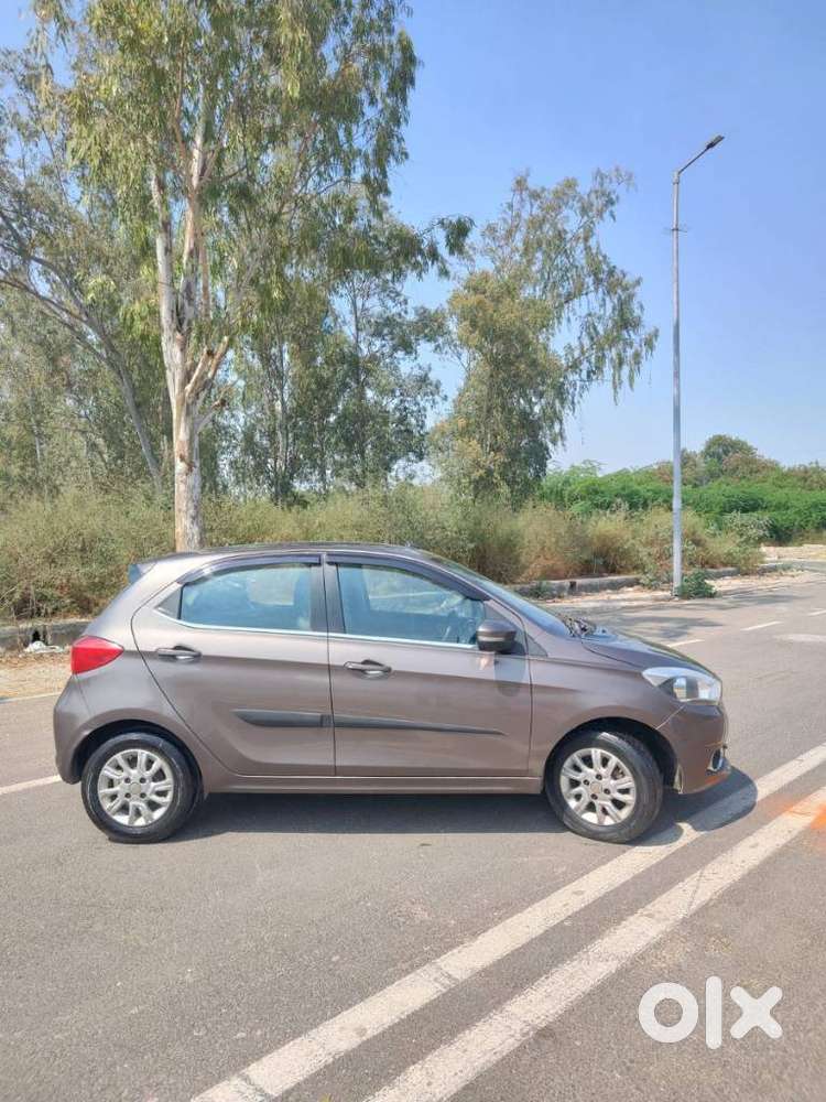 Tata Tiago, 2018, Petrol