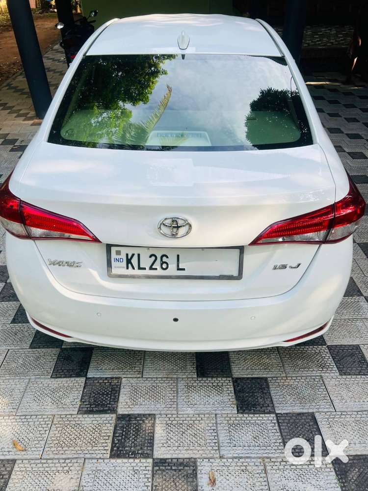 Well-maintained Single-owner Yaris  Only 15,000 Km