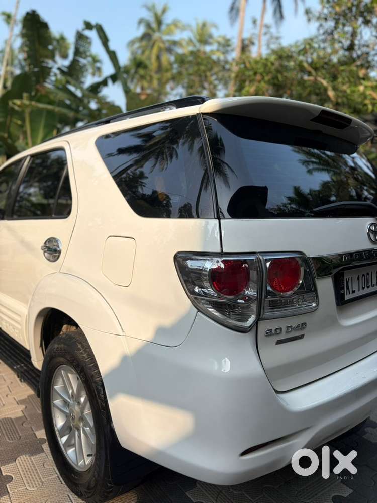 Toyota Fortuner Diesel 2014 At