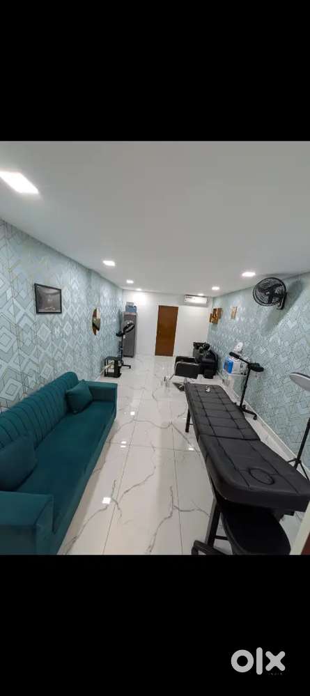 400sqft Office. Space near LuLu Mall