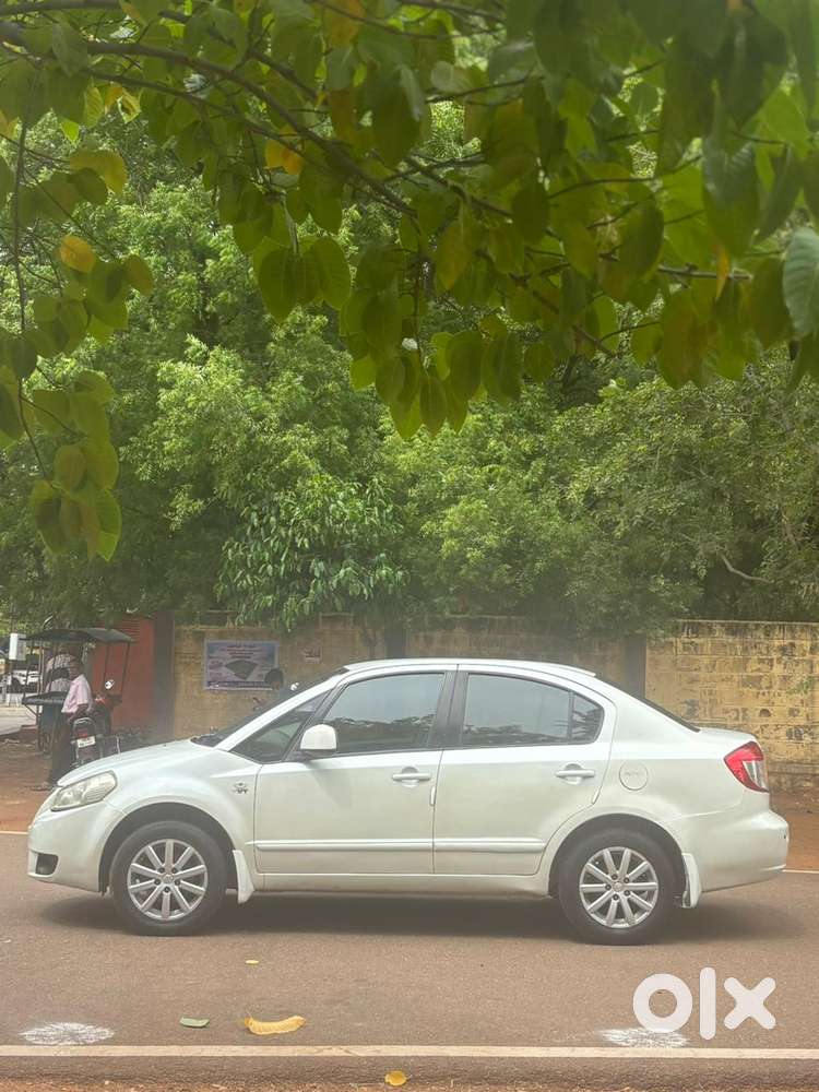 Maruti Suzuki Sx4 Zxi (opt), 2010, Petrol