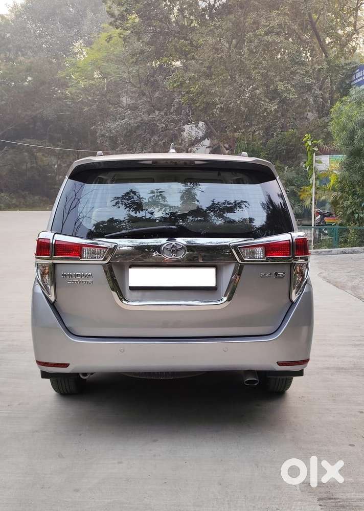 Toyota Innova Crysta