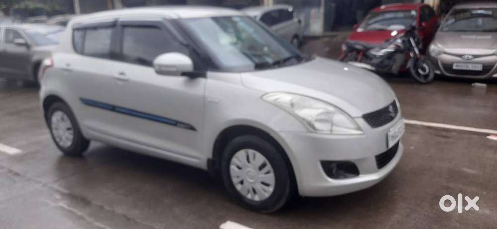 Maruti Suzuki Swift Vxi With Abs, 2012, Petrol