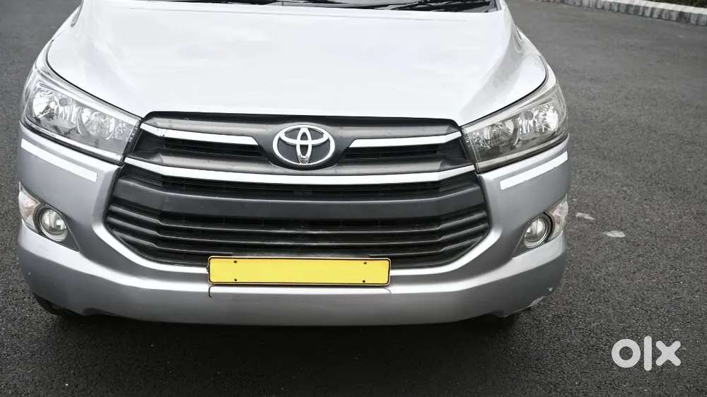 Toyota Innova Crysta 2016 (taxi)