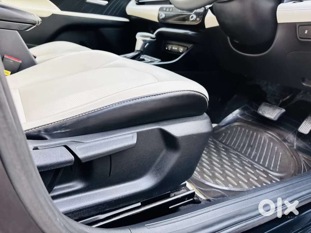 Hyundai Verna 1.5 Sx (o) Vtvt Ivt, 2024, Petrol