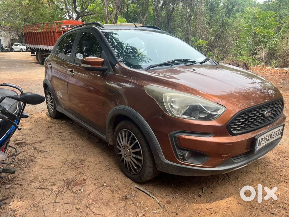 Ford Freestyle Petrol 2019