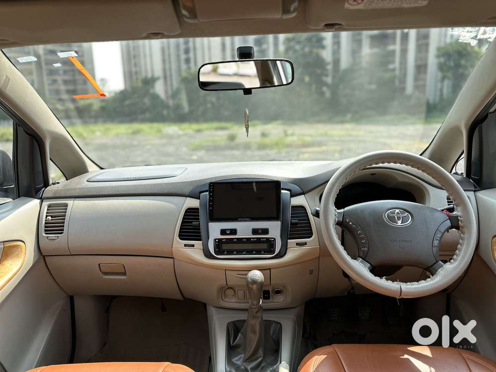 Toyota Innova 2.5 V 7 Str, 2010, Diesel