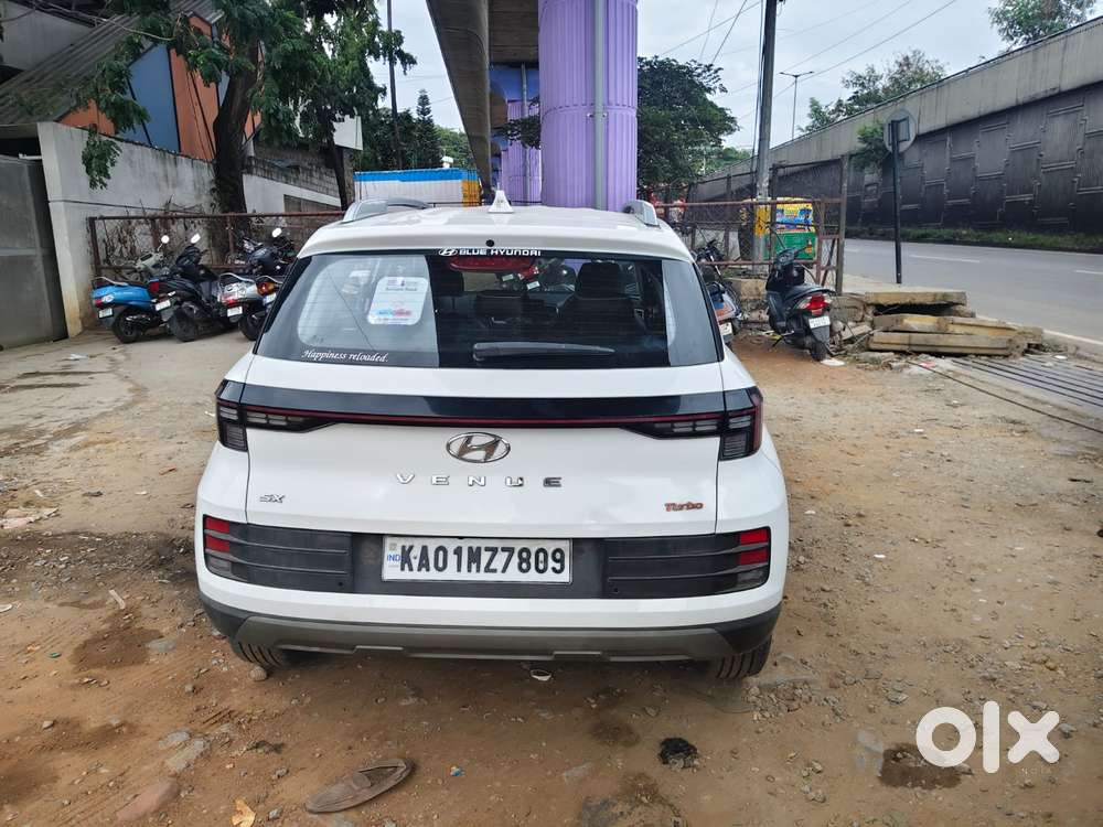 Hyundai Venue 1.0 Sx (o) Turbo Dct, 2023, Petrol