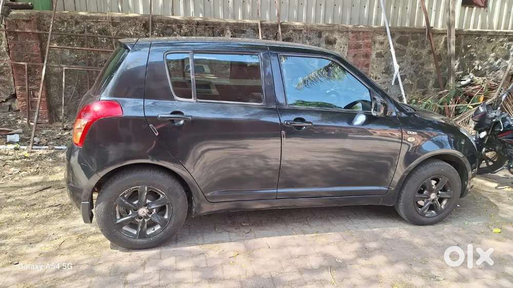Black Colour First Owner 2011