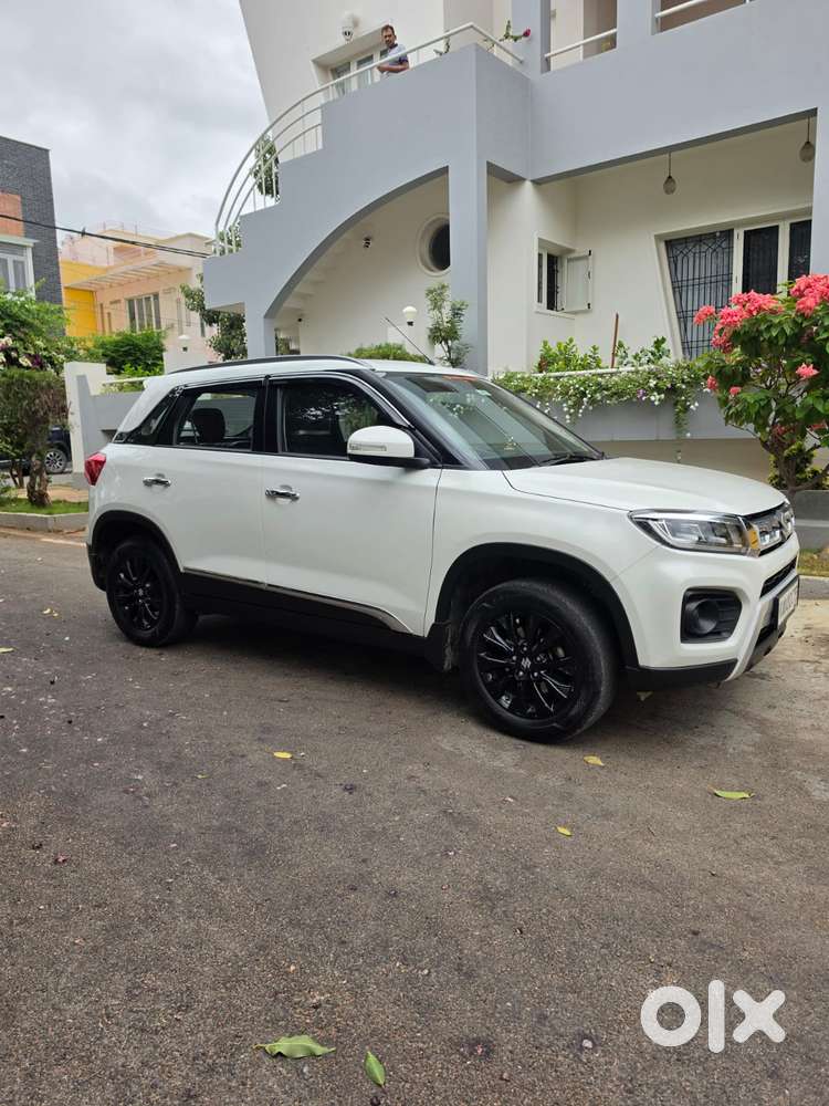 Maruti Suzuki Brezza 1.5 Zxi Smart Hybrid, 2021, Petrol