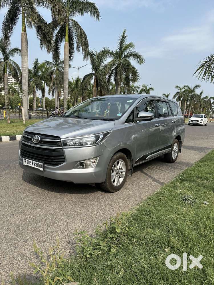 Toyota Innova Crysta 2.4 G Mt, 2019, Diesel