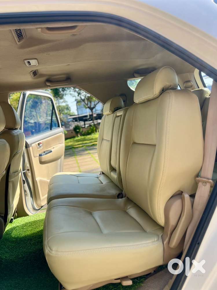 Toyota Fortuner 3.0 4x4 Manual, 2012, Diesel