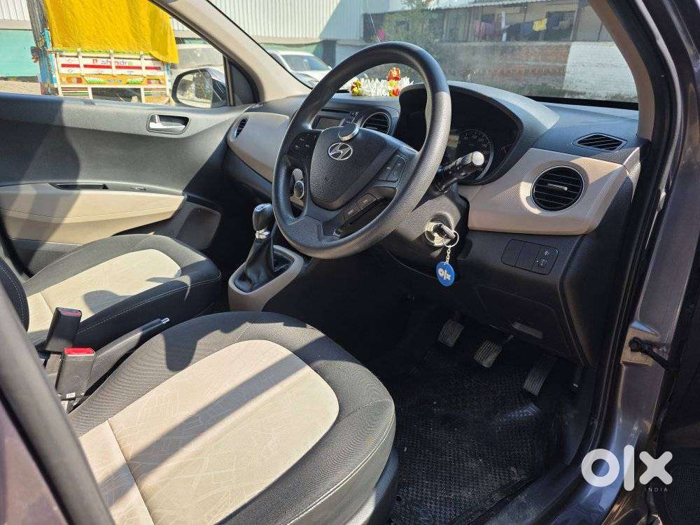 Hyundai Grand I10 2013-2016 Sportz, 2015, Petrol