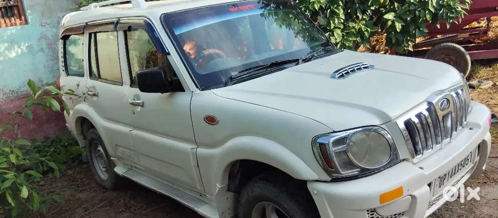 Scorpio Mahindra Mahindra Limited 2009 Diesel Good Continent