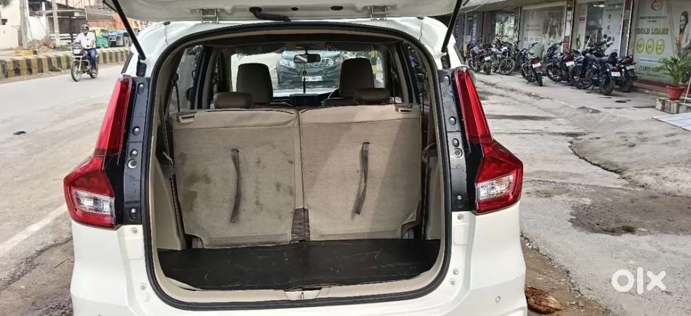 Maruti Suzuki Ertiga 1.5 Vxi, 2023, Petrol