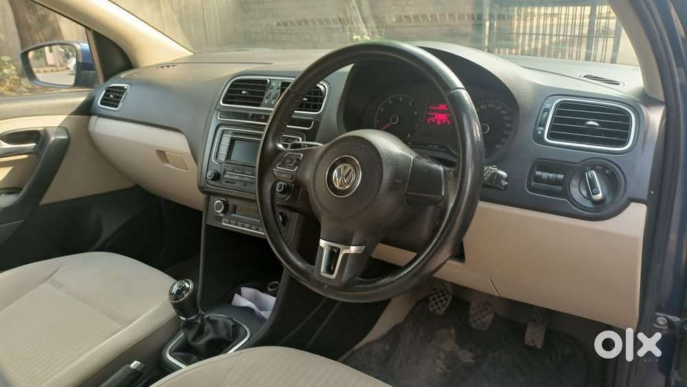 Volkswagen Polo Petrol Highline 1.6l, 2014, Petrol