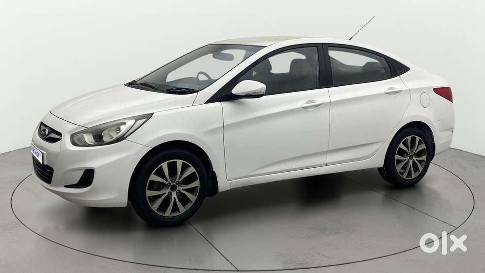 Hyundai Verna Fluidic 1.6 Vtvt Sx, 2013, Petrol
