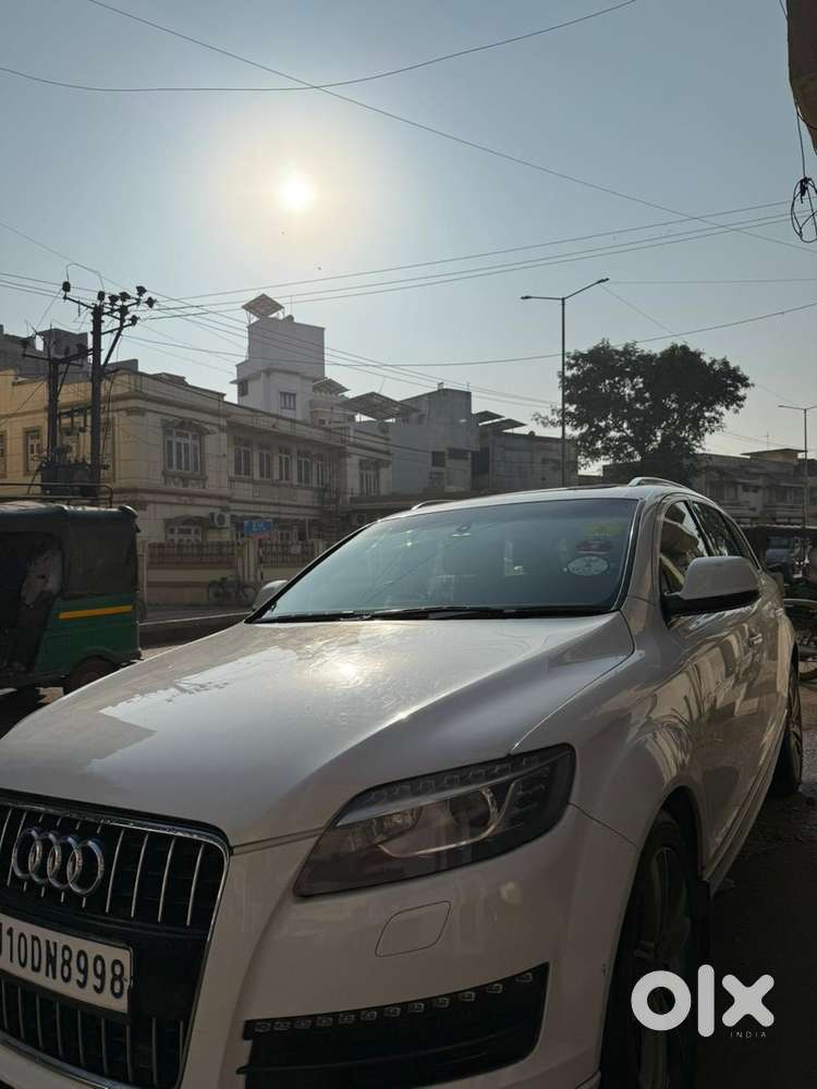 Audi Q7 2013 Diesel 66000 Km Driven