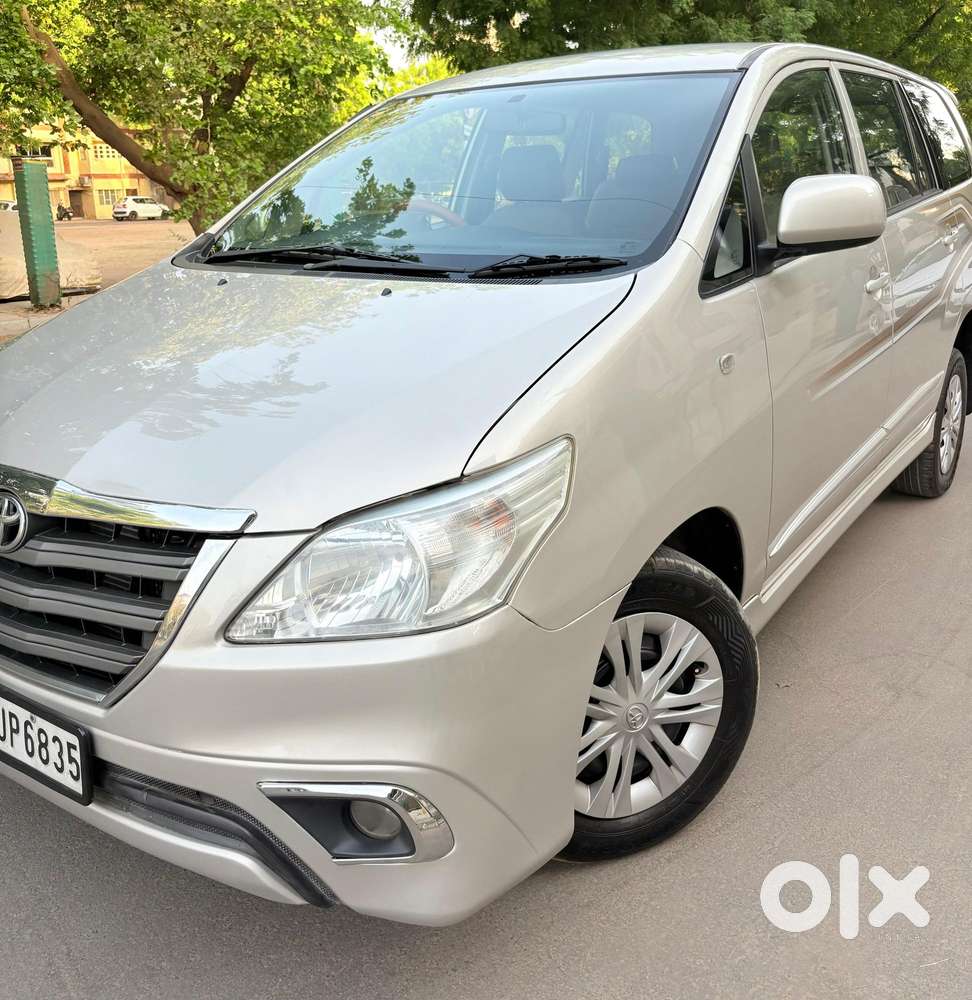 Toyota Innova 2.5 Gx 8 Str Bs-iii, 2016, Diesel
