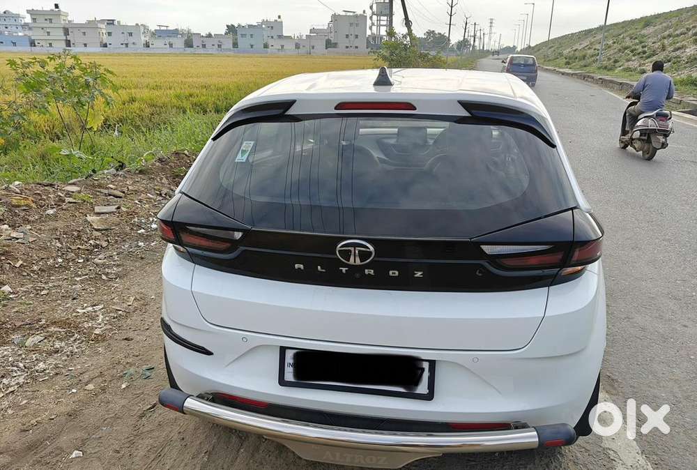 Tata Altroz 2024 Petrol Well Maintained